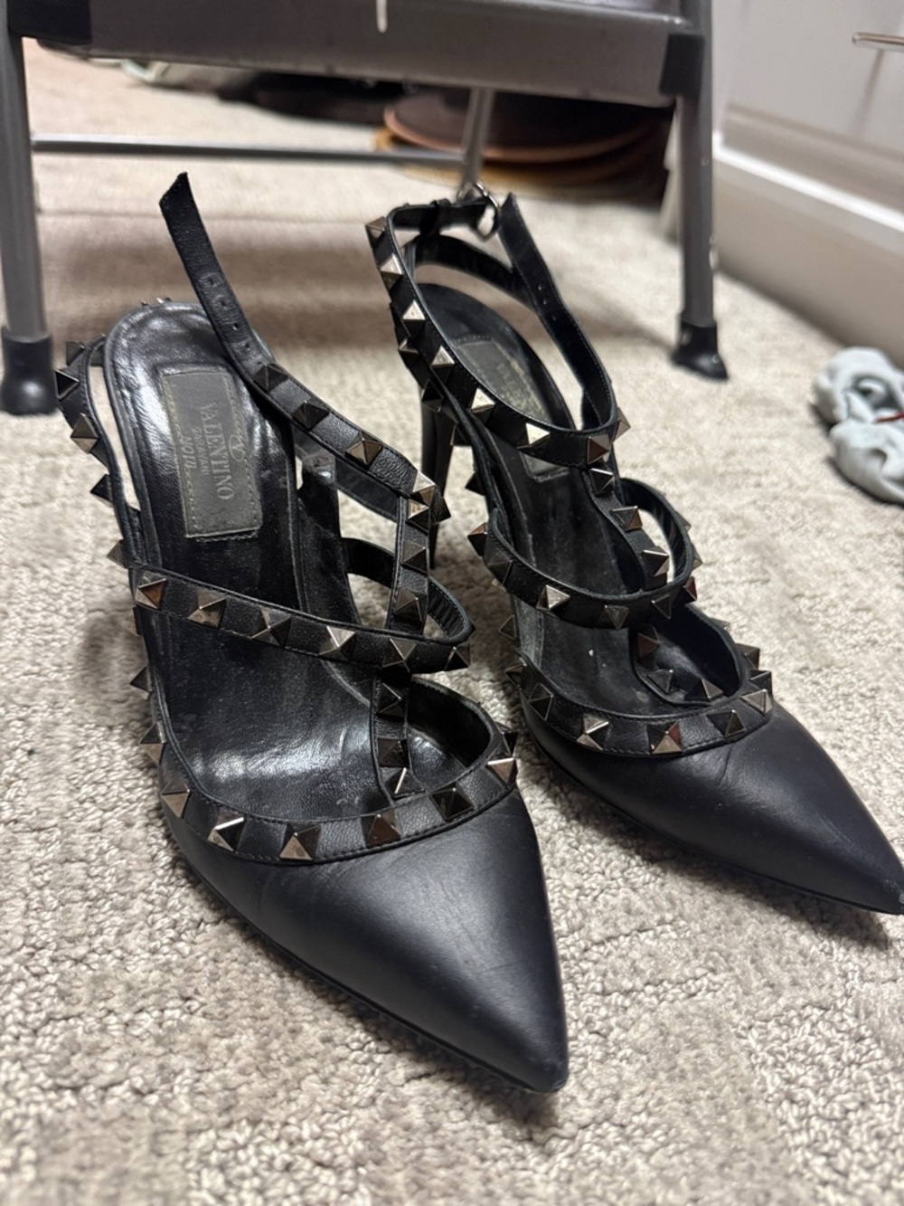 Valentino Garavani Black Rockstud Pointed Slingback Heels